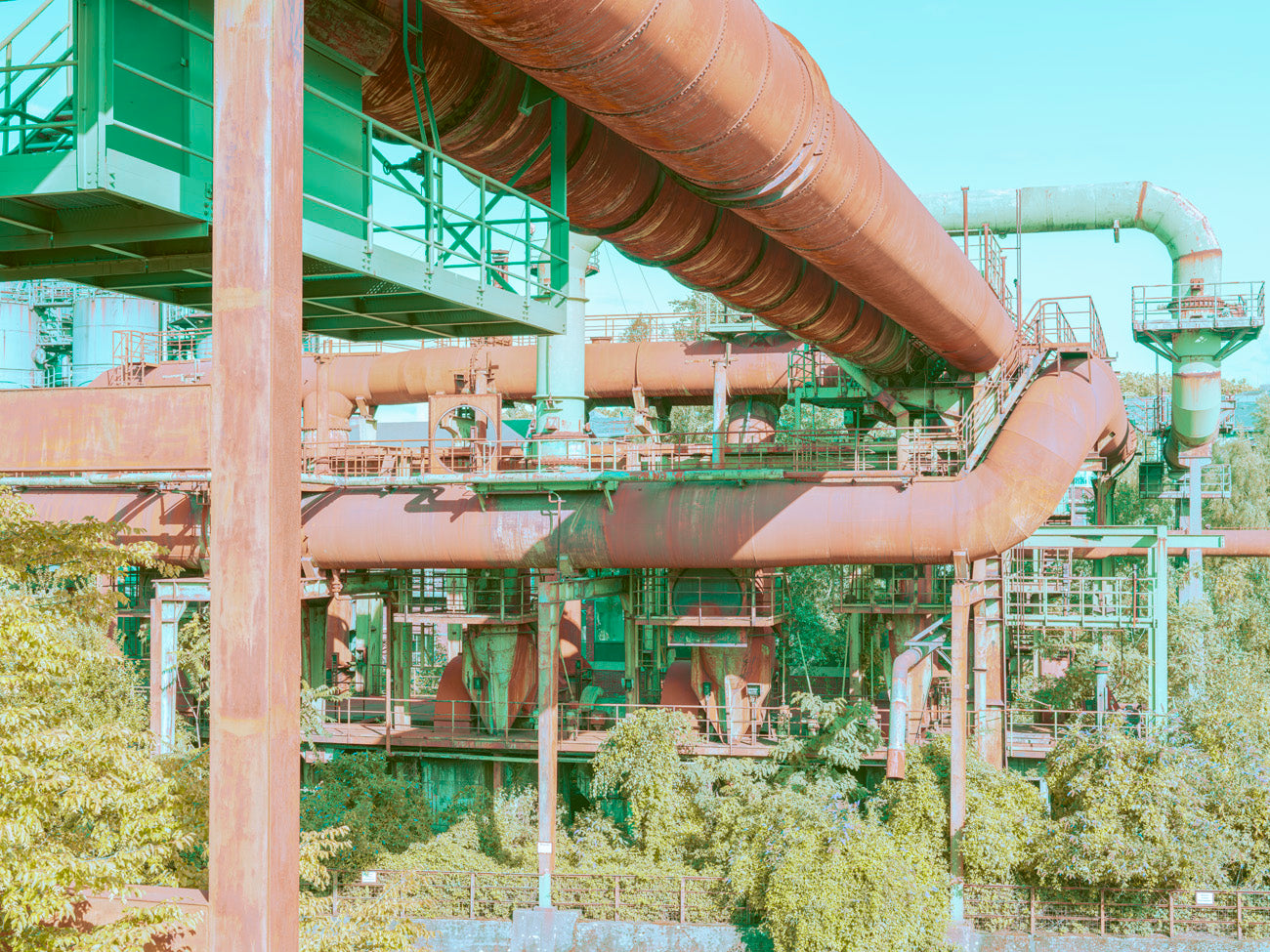 INDUSTRIAL JUNGLE - 017